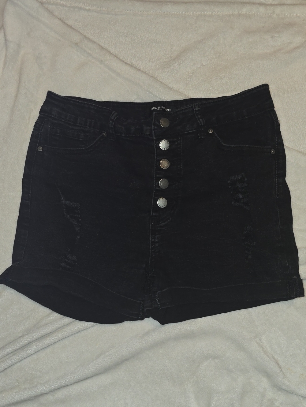 Fire & Rain 13 14 Black High-Rise Button Front Denim Shorts